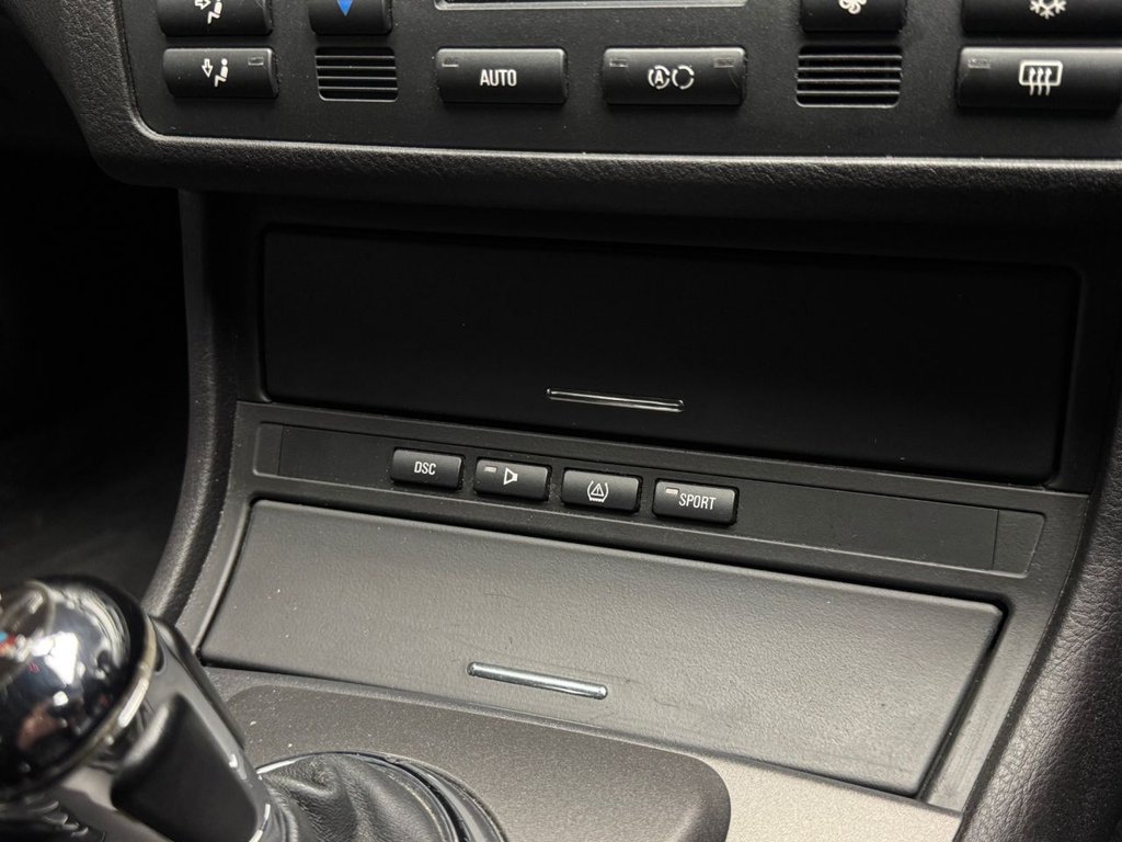 Used BMW M3 2005 for sale - 75227229: Photo 34