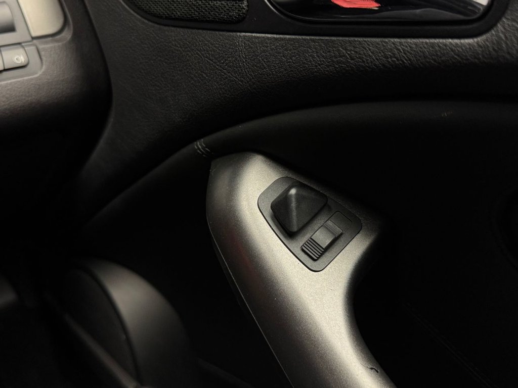 Used BMW M3 2005 for sale - 75227229: Photo 43