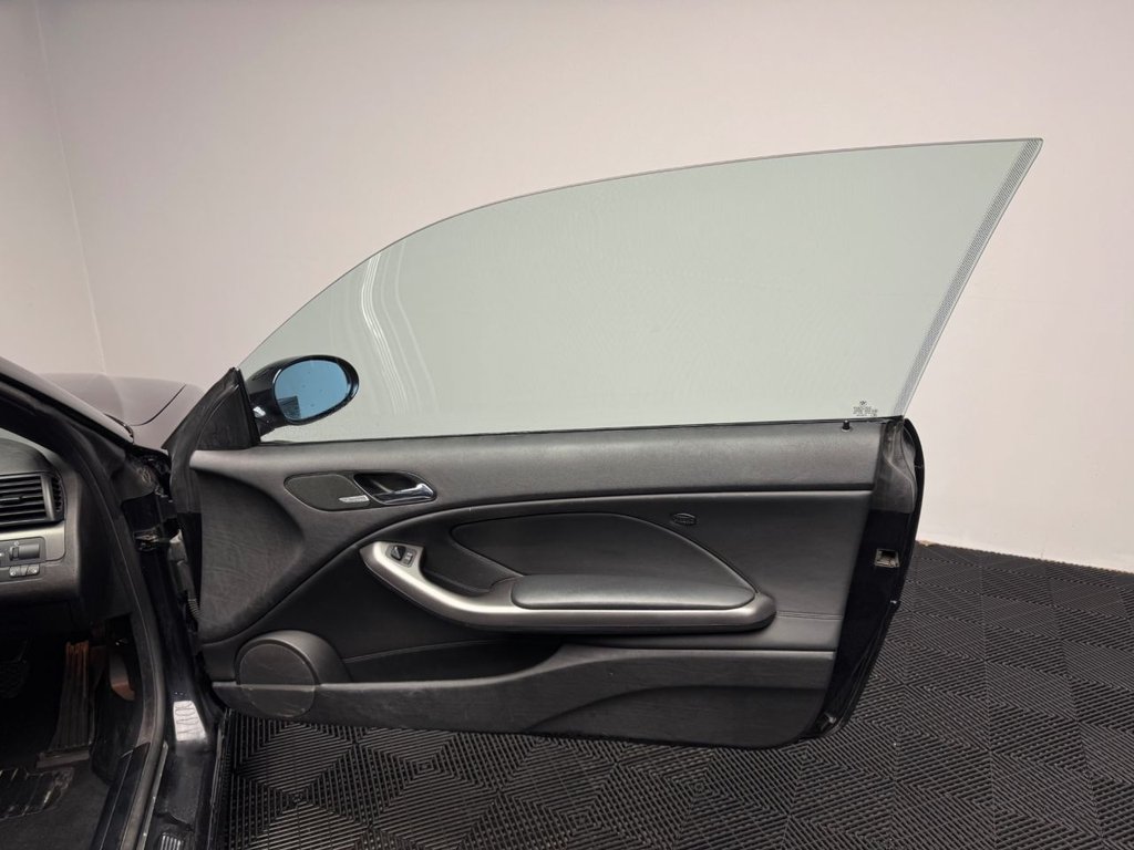 Used BMW M3 2005 for sale - 75227229: Photo 46