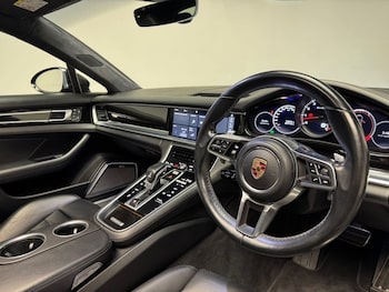Used Porsche Panamera 2017 for sale - 79598297: Photo