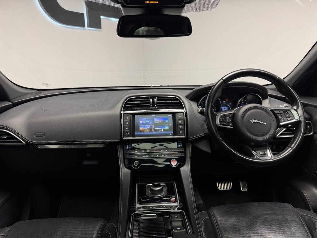 Used Jaguar F-Pace 2017 for sale - 77413480: Photo 34