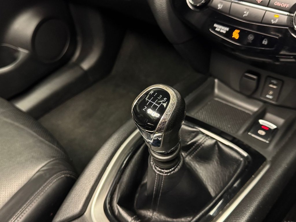 Used Nissan X-Trail 2017 for sale - 76604872: Photo 40