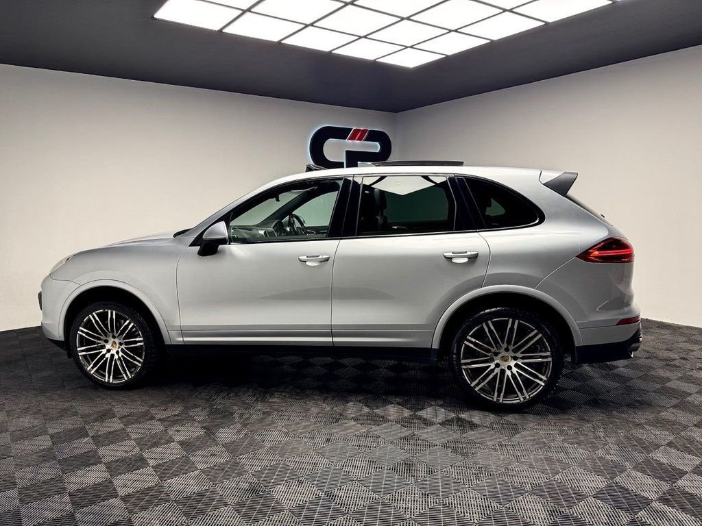 Used Porsche Cayenne 2017 for sale - 77065051: Photo 17