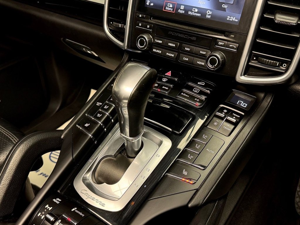 Used Porsche Cayenne 2017 for sale - 77065051: Photo 41