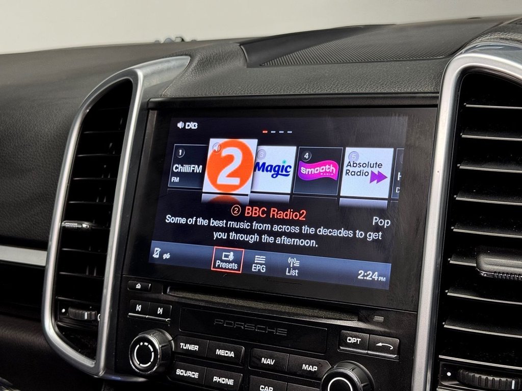 Used Porsche Cayenne 2017 for sale - 77065051: Photo 44