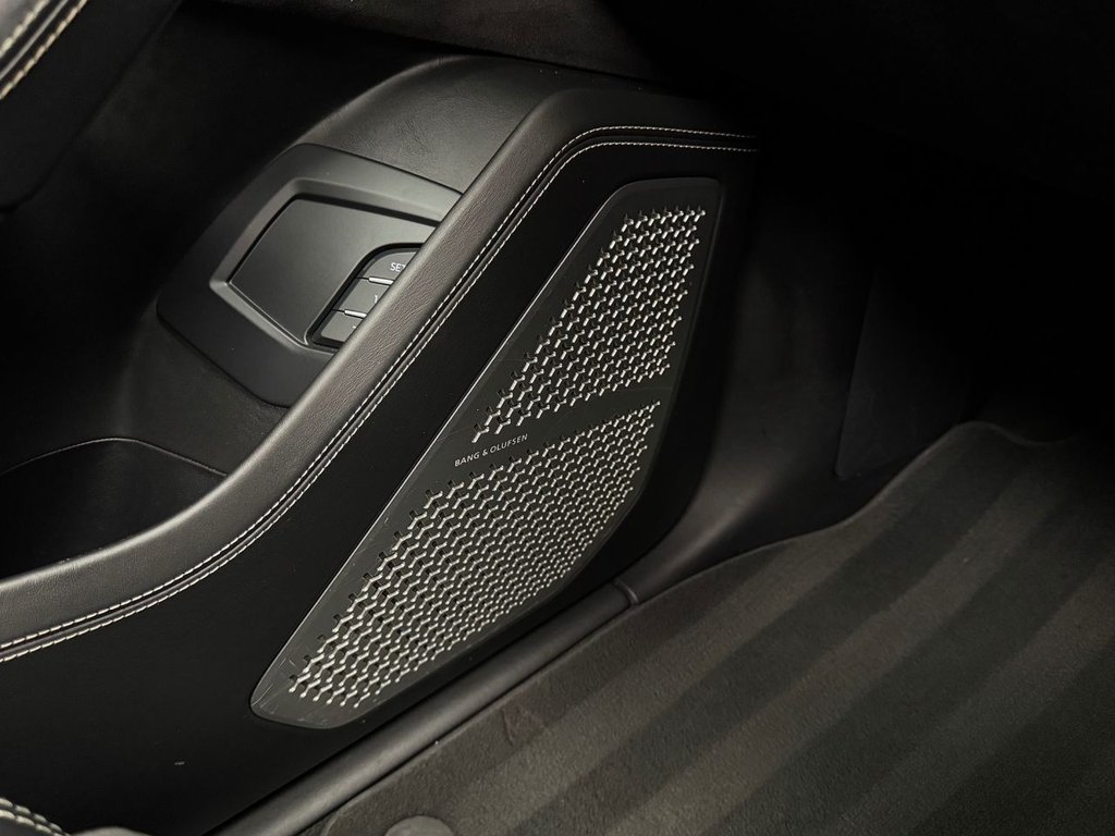 Used Lamborghini Urus 2019 for sale - 77703597: Photo 48