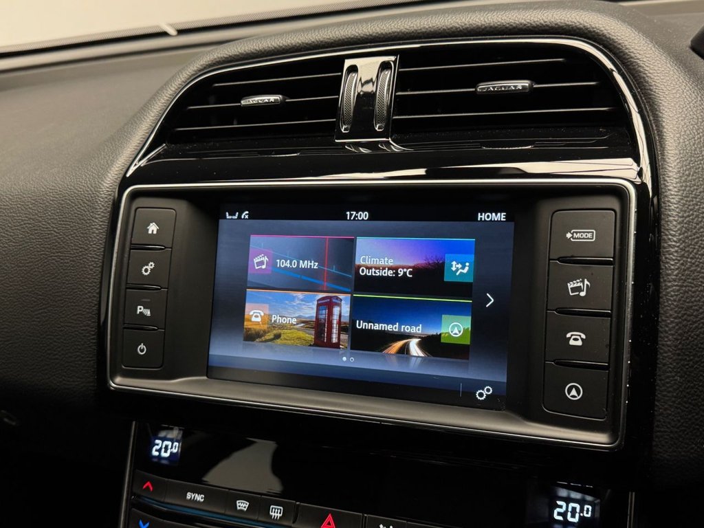 Used Jaguar XE 2017 for sale - 77739683: Photo 32