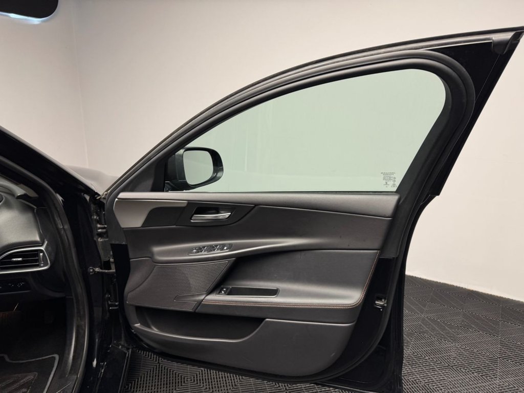 Used Jaguar XE 2017 for sale - 77739683: Photo 49