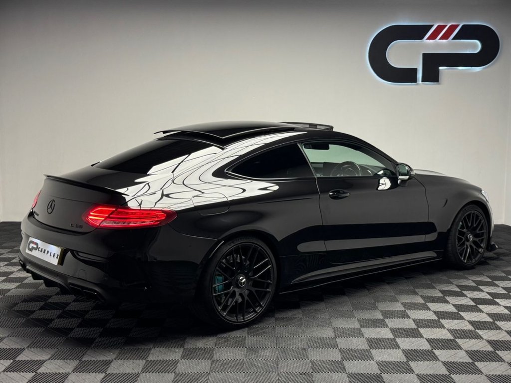 Used Mercedes-Benz C Class 2018 for sale - 77576161: Photo 2