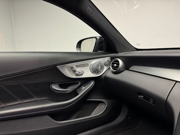 Used Mercedes-Benz C Class 2017 for sale - 76313186: Photo 42