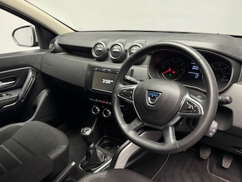 Used Dacia Duster 2020 for sale - 79050956: Photo