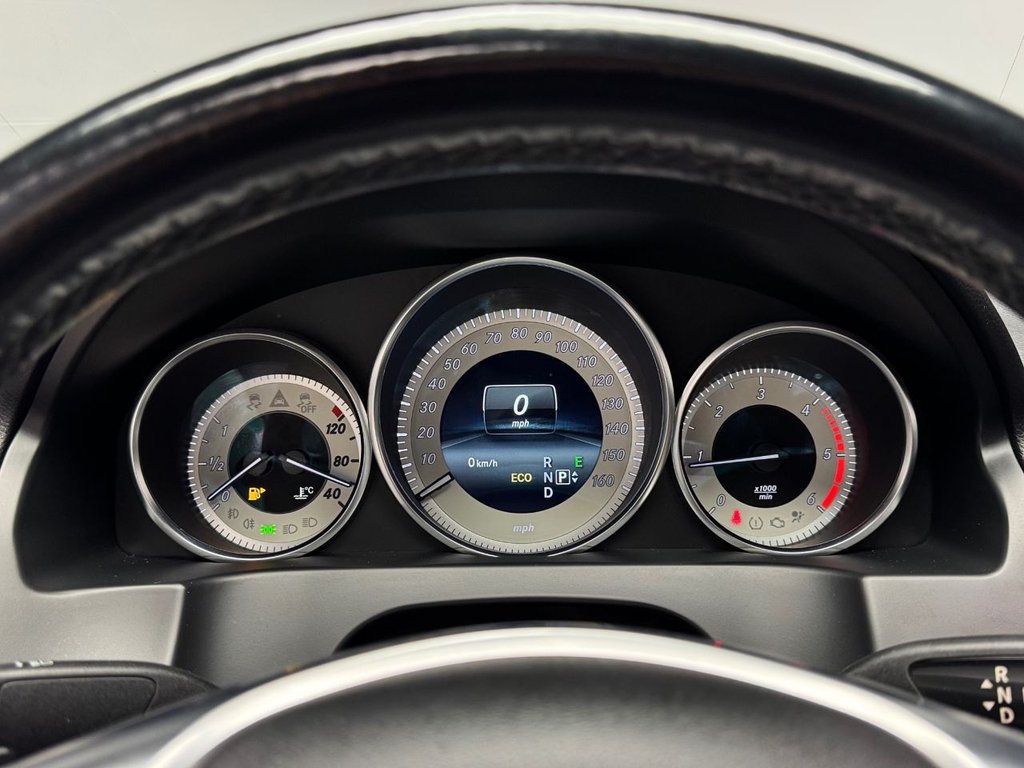 Used Mercedes-Benz E Class 2014 for sale - 76417800: Photo 36