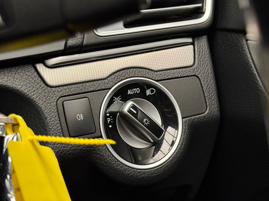 Used Mercedes-Benz E Class 2014 for sale - 76417800: Photo 44