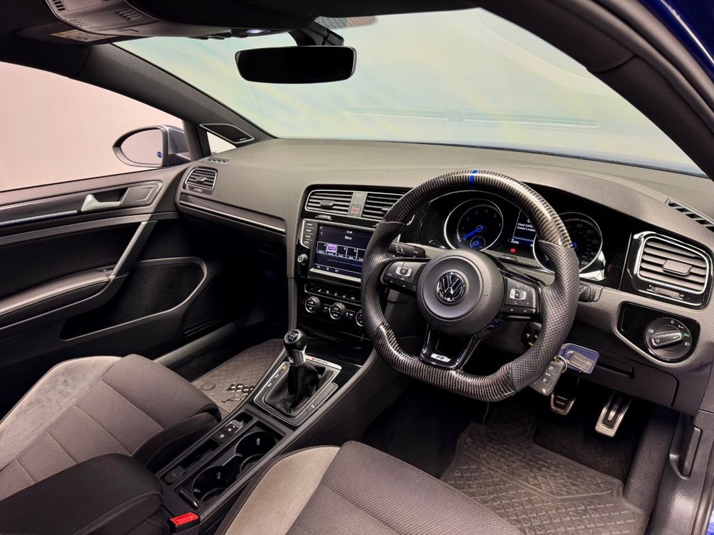 Used Volkswagen Golf 2017 for sale - 76767973: Photo 3