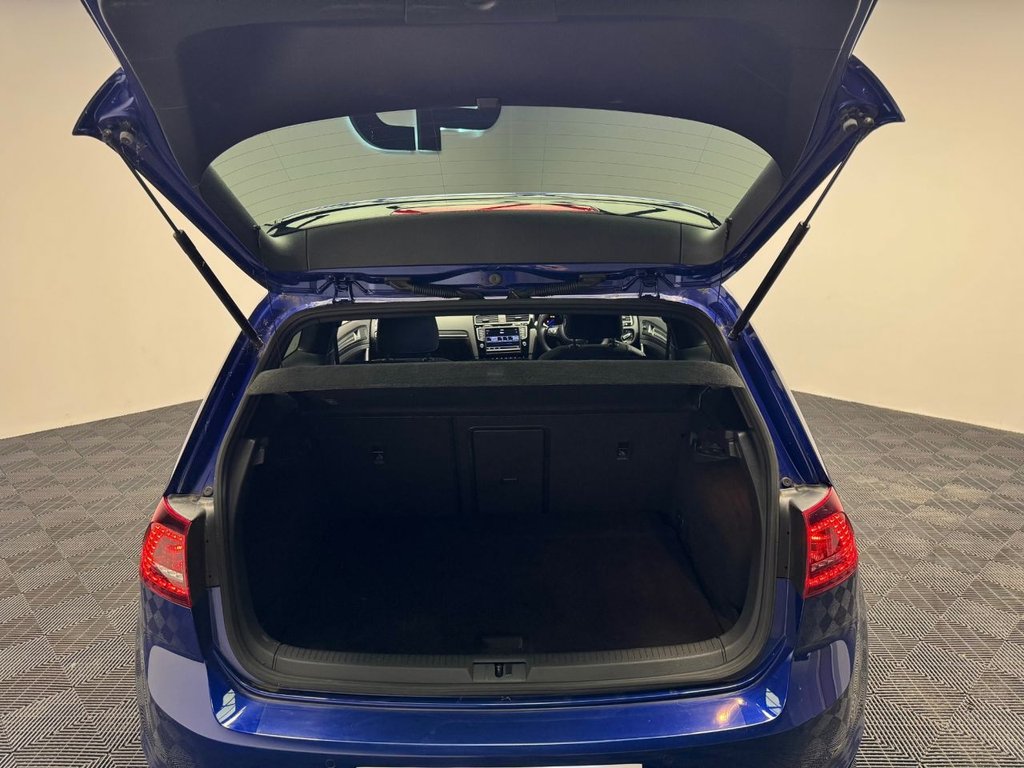 Used Volkswagen Golf 2017 for sale - 76767973: Photo 46