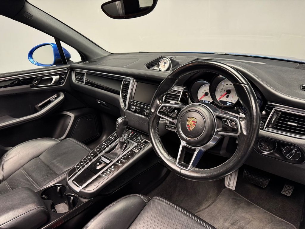 Used Porsche Macan 2015 for sale - 76547134: Photo 3