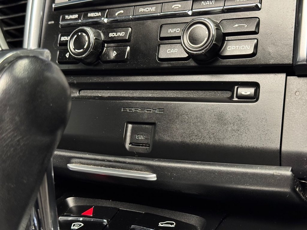 Used Porsche Macan 2015 for sale - 76547134: Photo 41