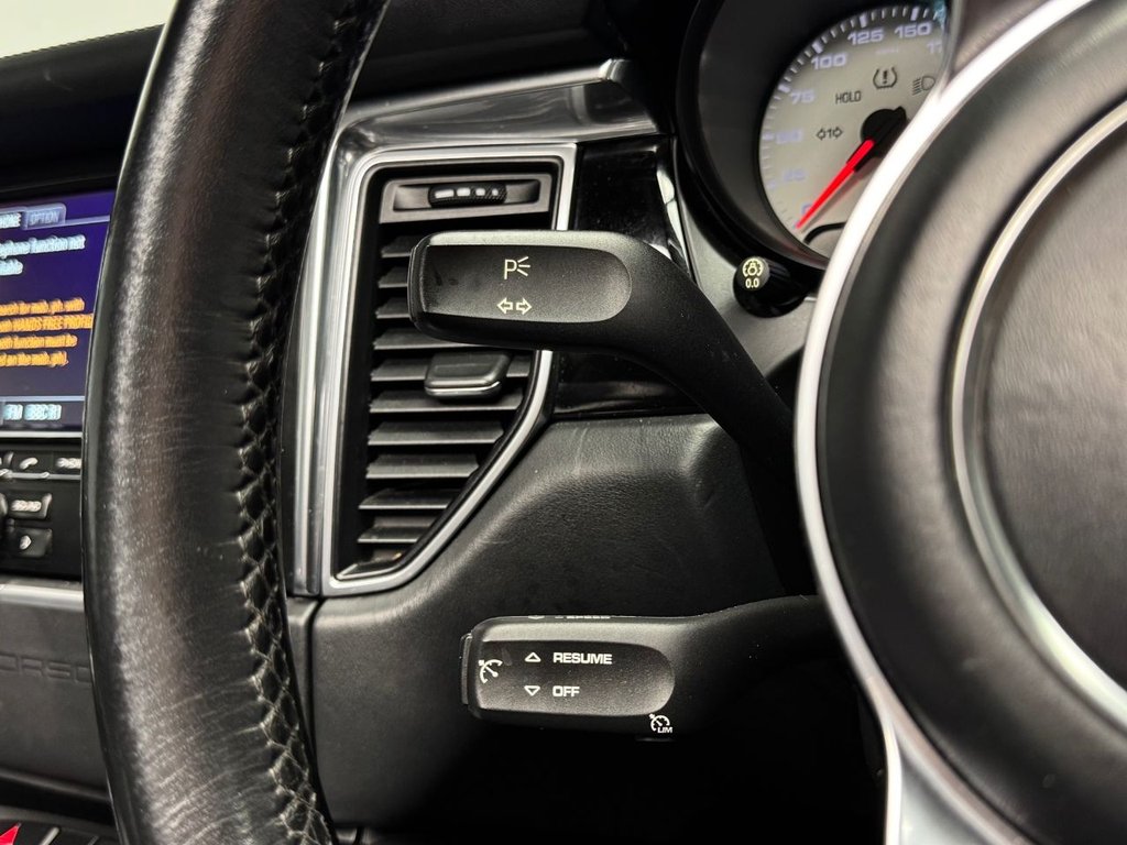 Used Porsche Macan 2015 for sale - 76547134: Photo 45