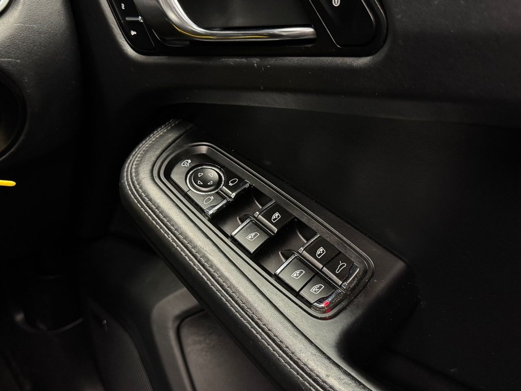 Used Porsche Macan 2015 for sale - 76547134: Photo 48