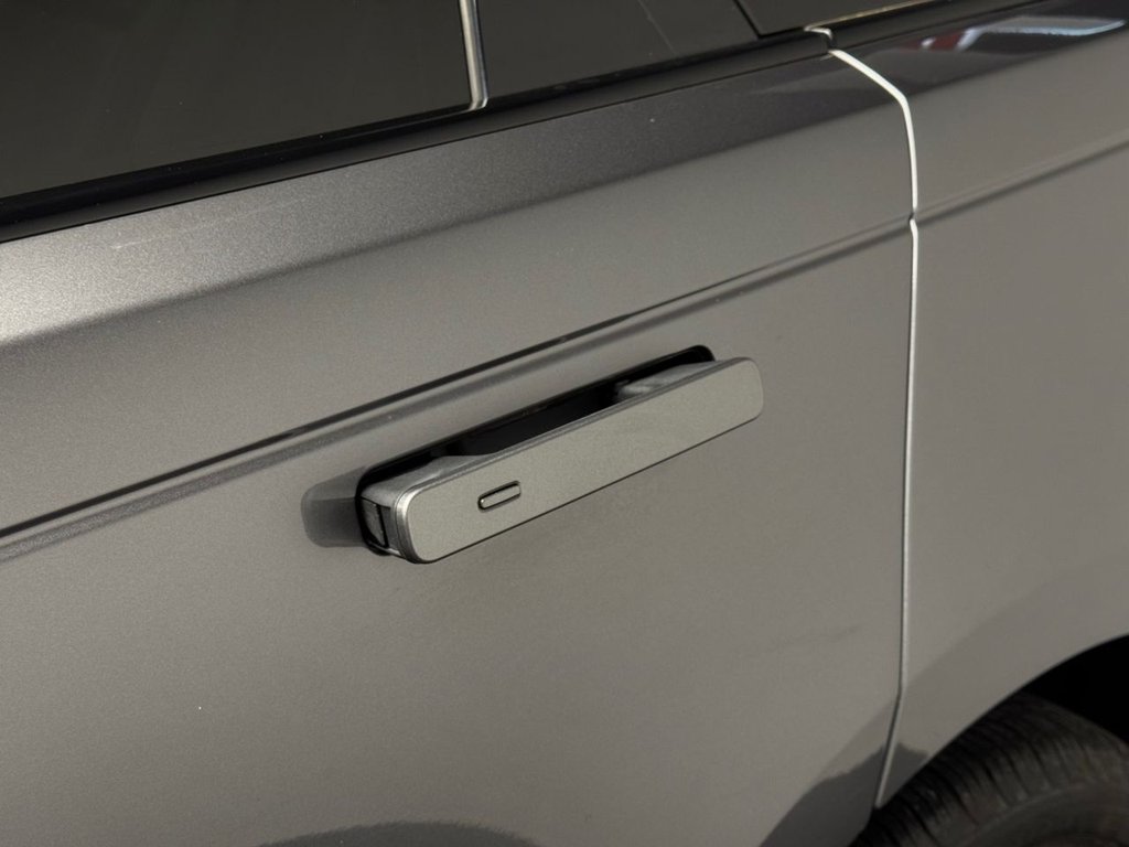 Used Land Rover Range Rover Velar 2017 for sale - 77919859: Photo 15