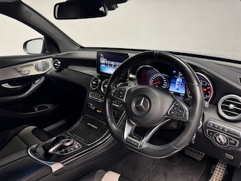 Used Mercedes-Benz GLC 2018 for sale - 76176137: Photo 3