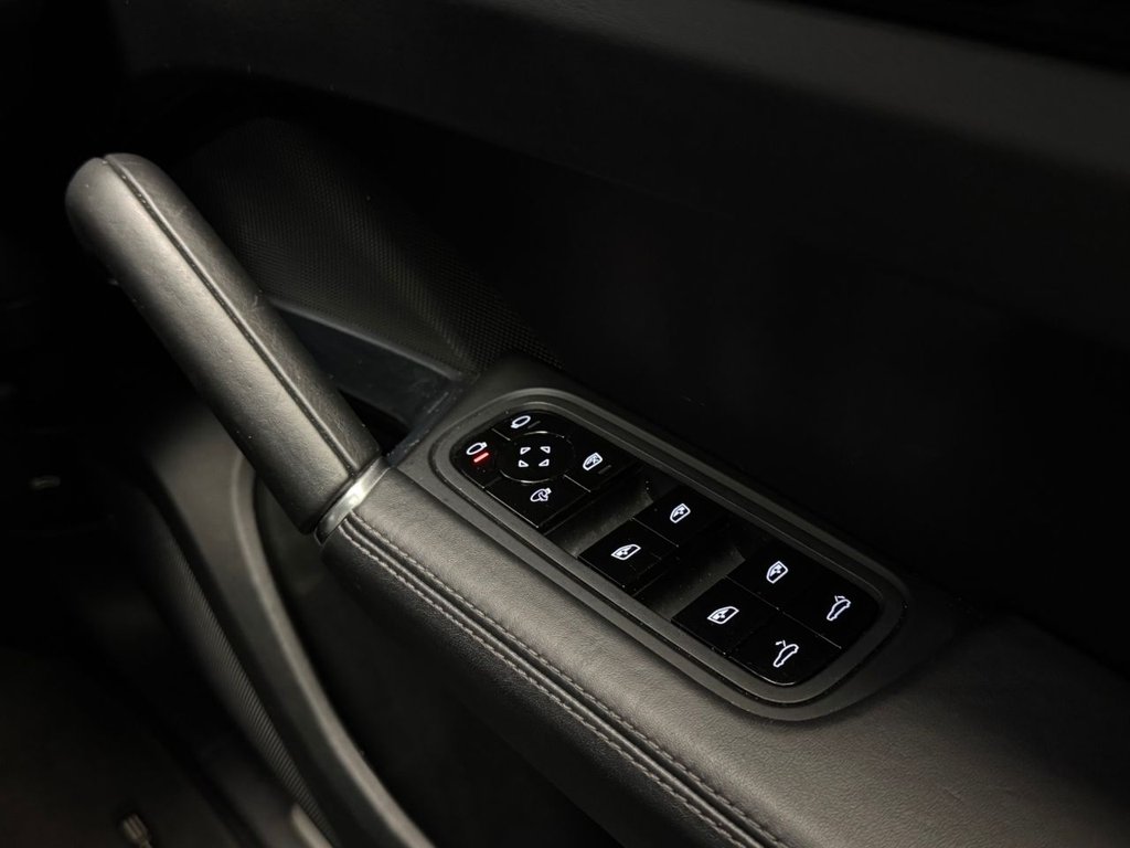 Used Porsche Cayenne 2019 for sale - 77065203: Photo 44