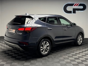 Used Hyundai Santa Fe 2016 for sale - 79422289: Photo