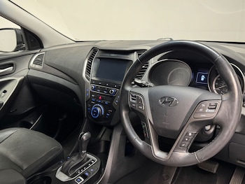 Used Hyundai Santa Fe 2016 for sale - 79422289: Photo