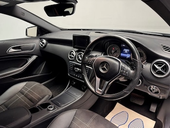 Used Mercedes-Benz A-Class 2015 for sale - 75703961: Photo