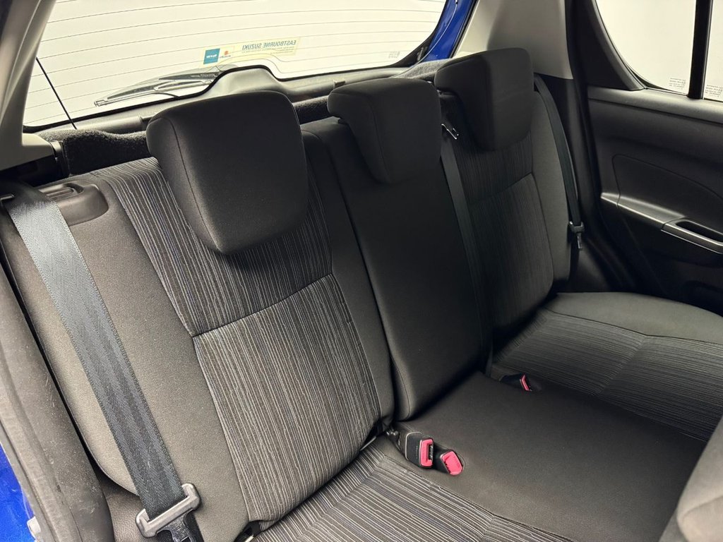 Used Suzuki Swift 2015 for sale - 76474600: Photo 25