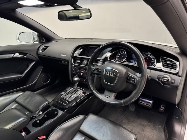 Used Audi RS5 2011 for sale - 76223866: Photo 3