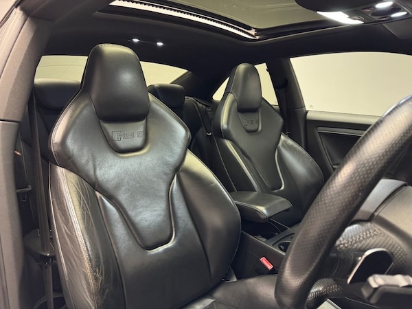 Used Audi RS5 2011 for sale - 76223866: Photo 47
