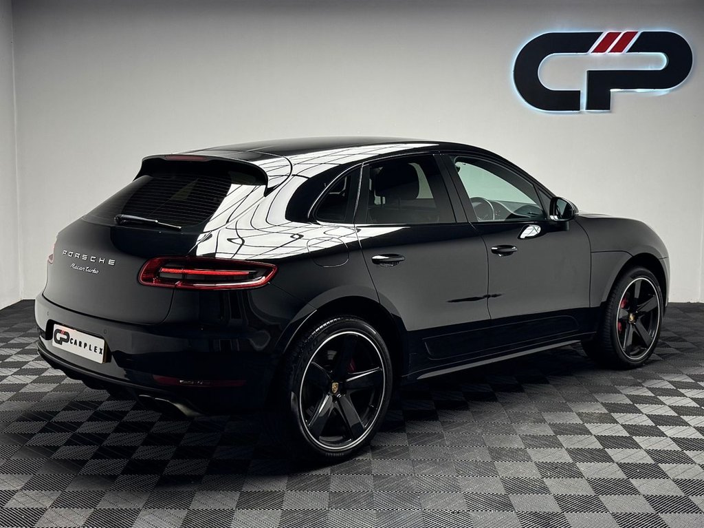 Used Porsche Macan 2017 for sale - 76927533: Photo 2