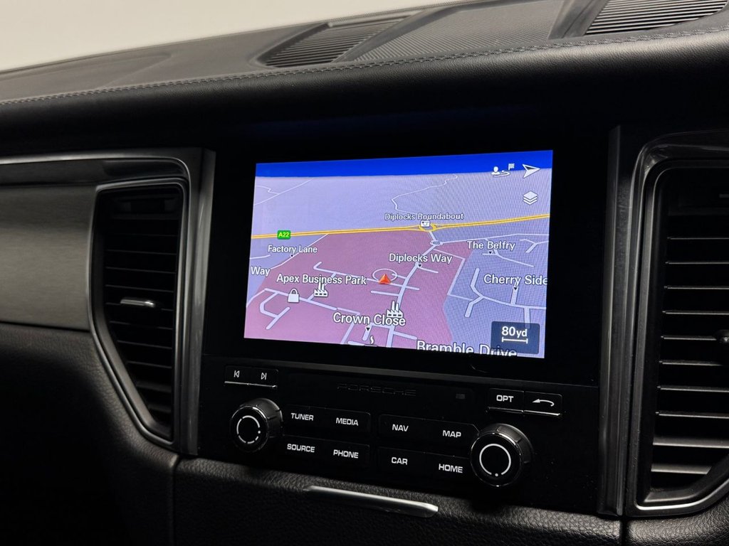 Used Porsche Macan 2017 for sale - 76927533: Photo 26