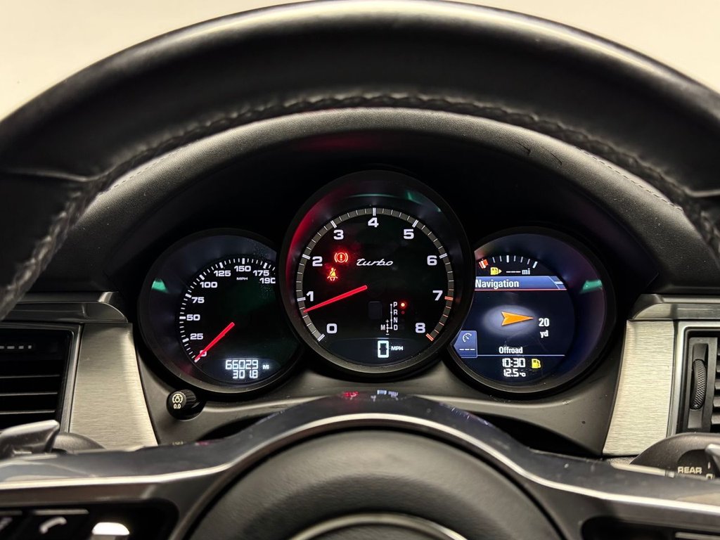 Used Porsche Macan 2017 for sale - 76927533: Photo 33