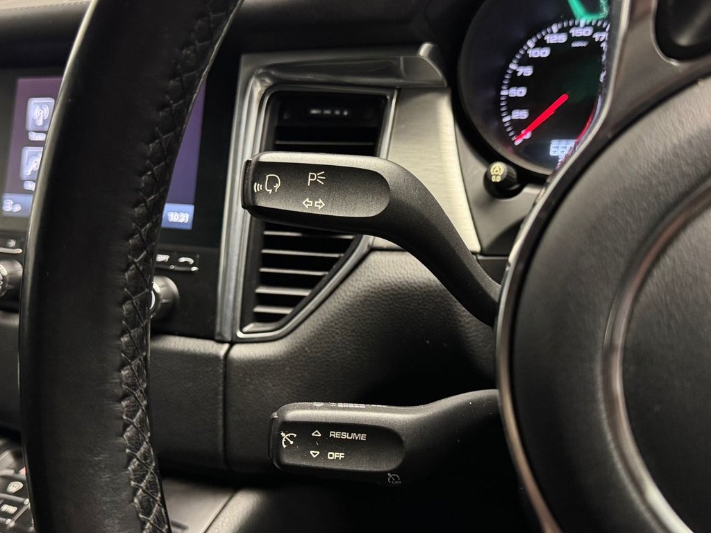 Used Porsche Macan 2017 for sale - 76927533: Photo 40
