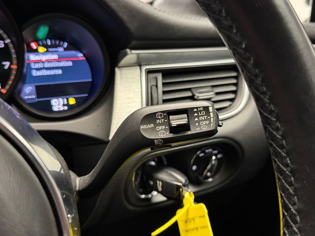 Used Porsche Macan 2017 for sale - 76927533: Photo 43