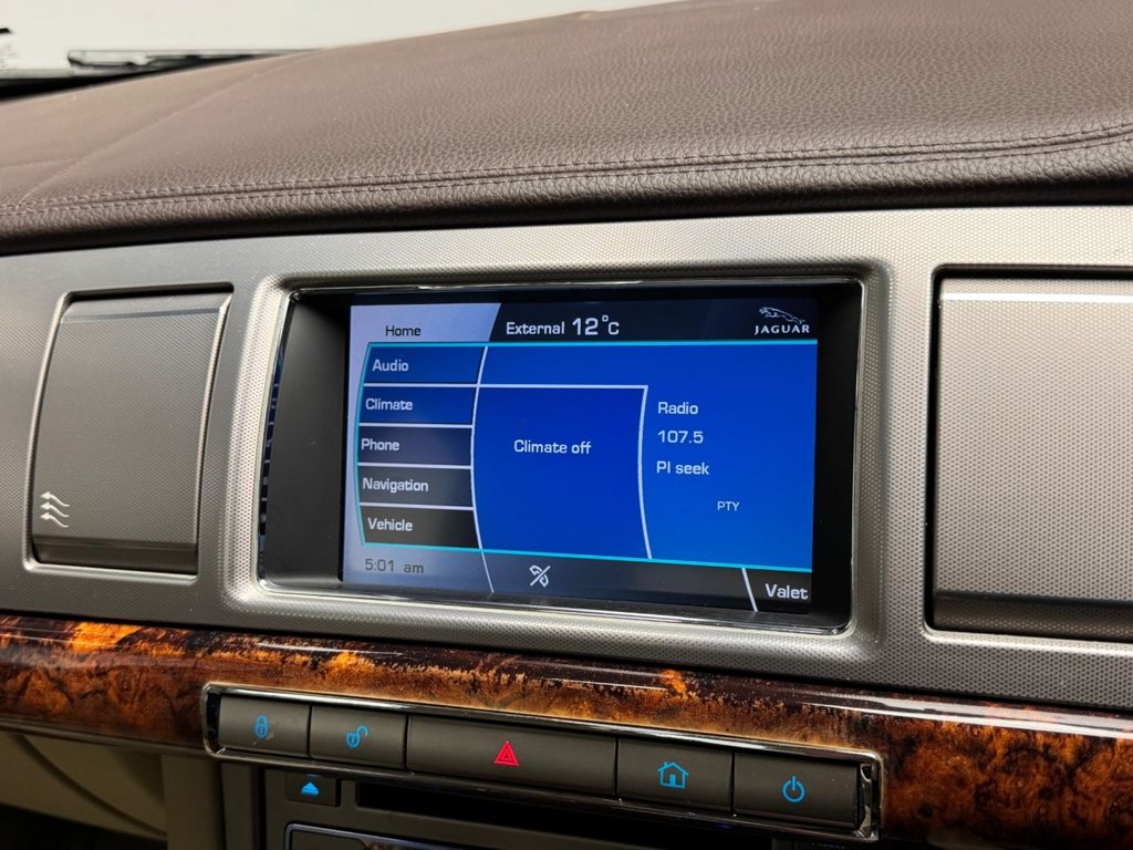 Used Jaguar XF 2009 for sale - 77966640: Photo 32