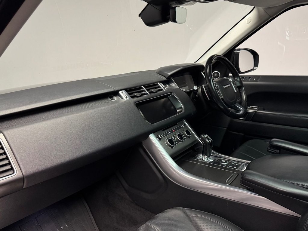 Used Land Rover Range Rover Sport 2018 for sale - 76528720: Photo 26