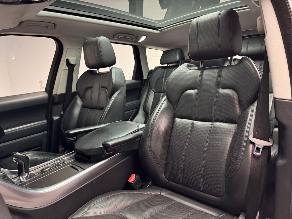 Used Land Rover Range Rover Sport 2018 for sale - 76528720: Photo 42