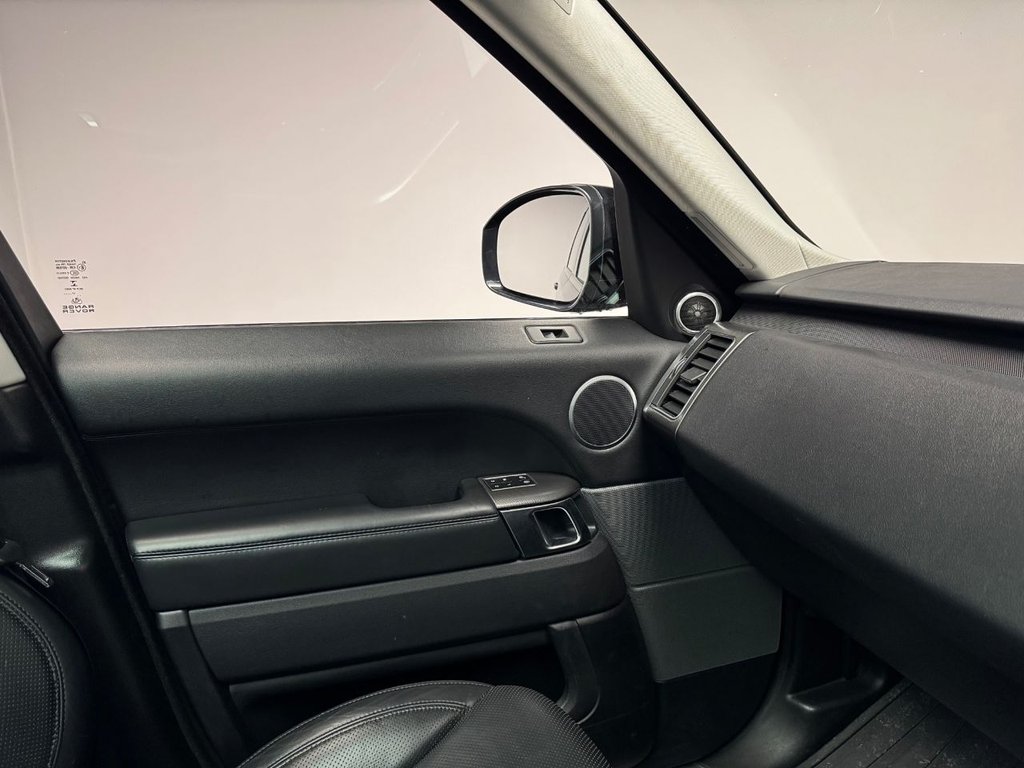 Used Land Rover Range Rover Sport 2018 for sale - 76528720: Photo 47