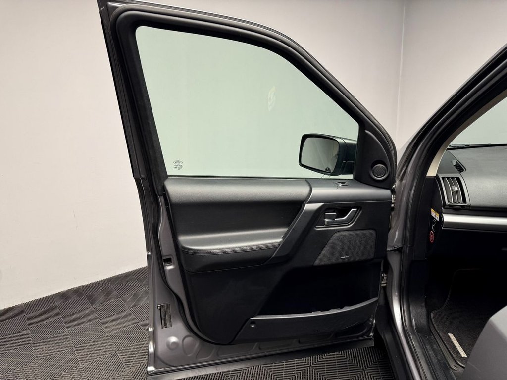 Used Land Rover Freelander 2012 for sale - 77480140: Photo 48