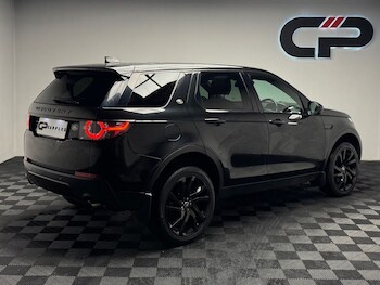Used Land Rover Discovery Sport 2018 for sale - 77820610: Photo