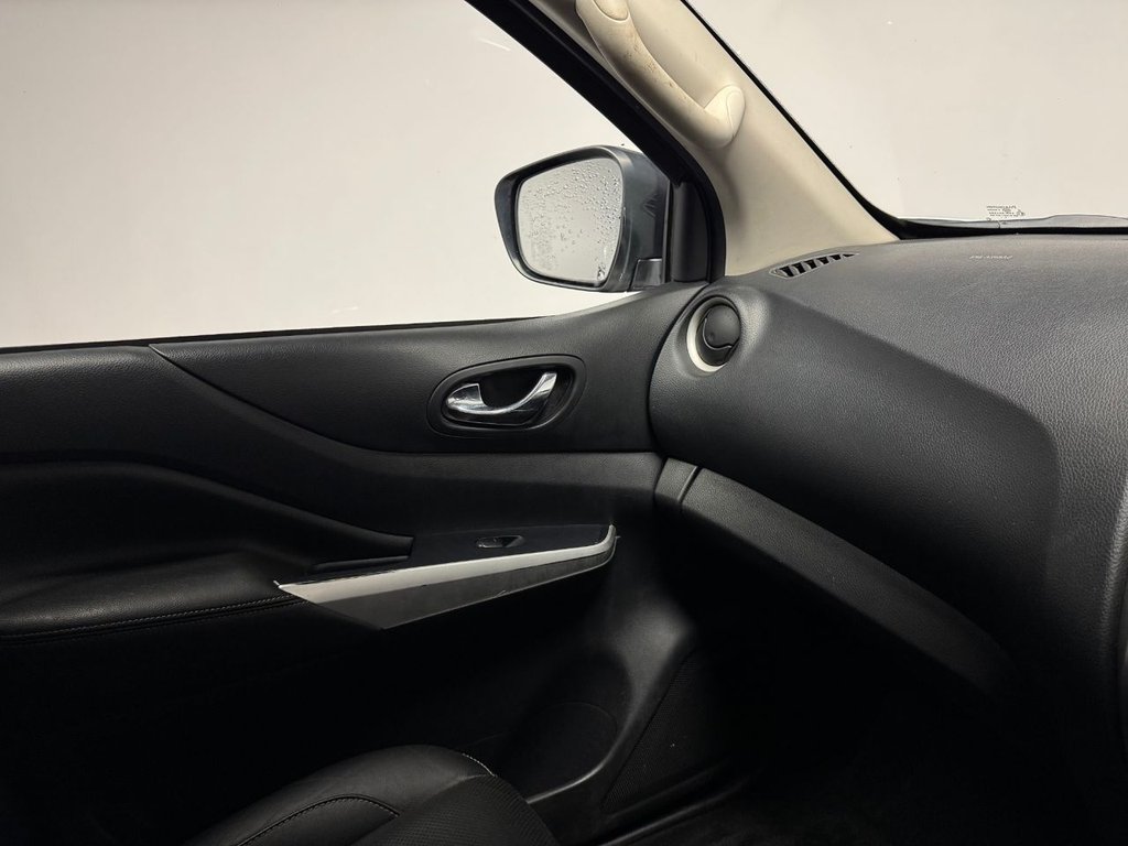 Used Nissan Navara 2021 for sale - 76274061: Photo 37