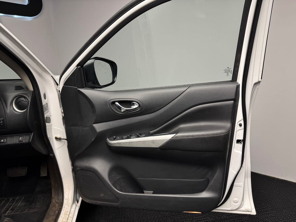 Used Nissan Navara 2021 for sale - 76274061: Photo 45