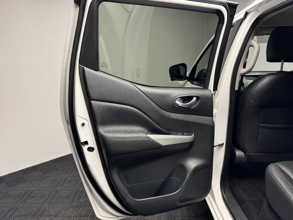 Used Nissan Navara 2021 for sale - 76274061: Photo 46