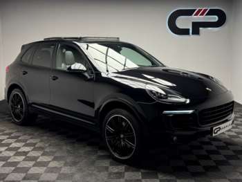 2018 (18) - 3.0 TD V6 Platinum Edition SUV 5dr Diesel TiptronicS 4WD Euro 6 (s/s) (262