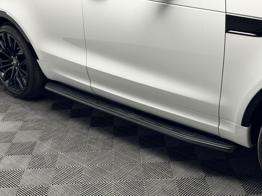 Used Land Rover Discovery 2017 for sale - 76685920: Photo 15