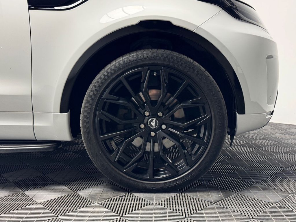 Used Land Rover Discovery 2017 for sale - 76685920: Photo 23