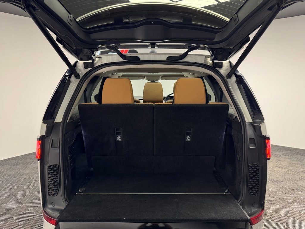 Used Land Rover Discovery 2017 for sale - 76685920: Photo 47